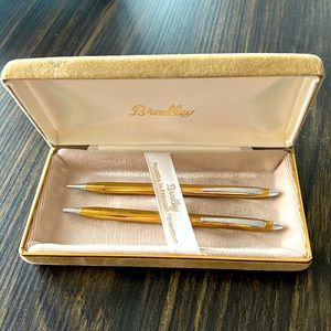 EUC Vintage Bradley Corporate Gold Pen & Pencil Set in Original box